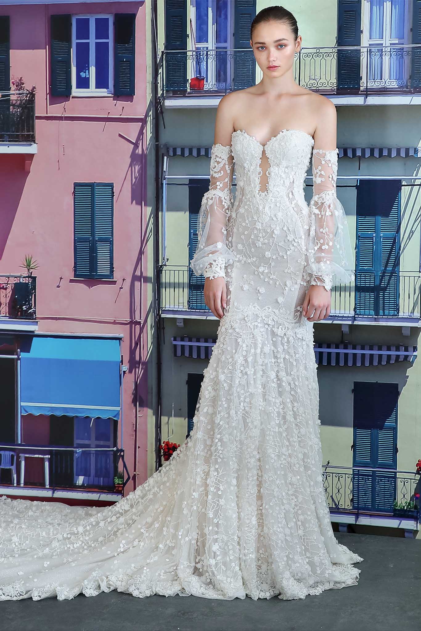 CAMILLA / Charming Lace Wedding Dress With Cap Sleeves and