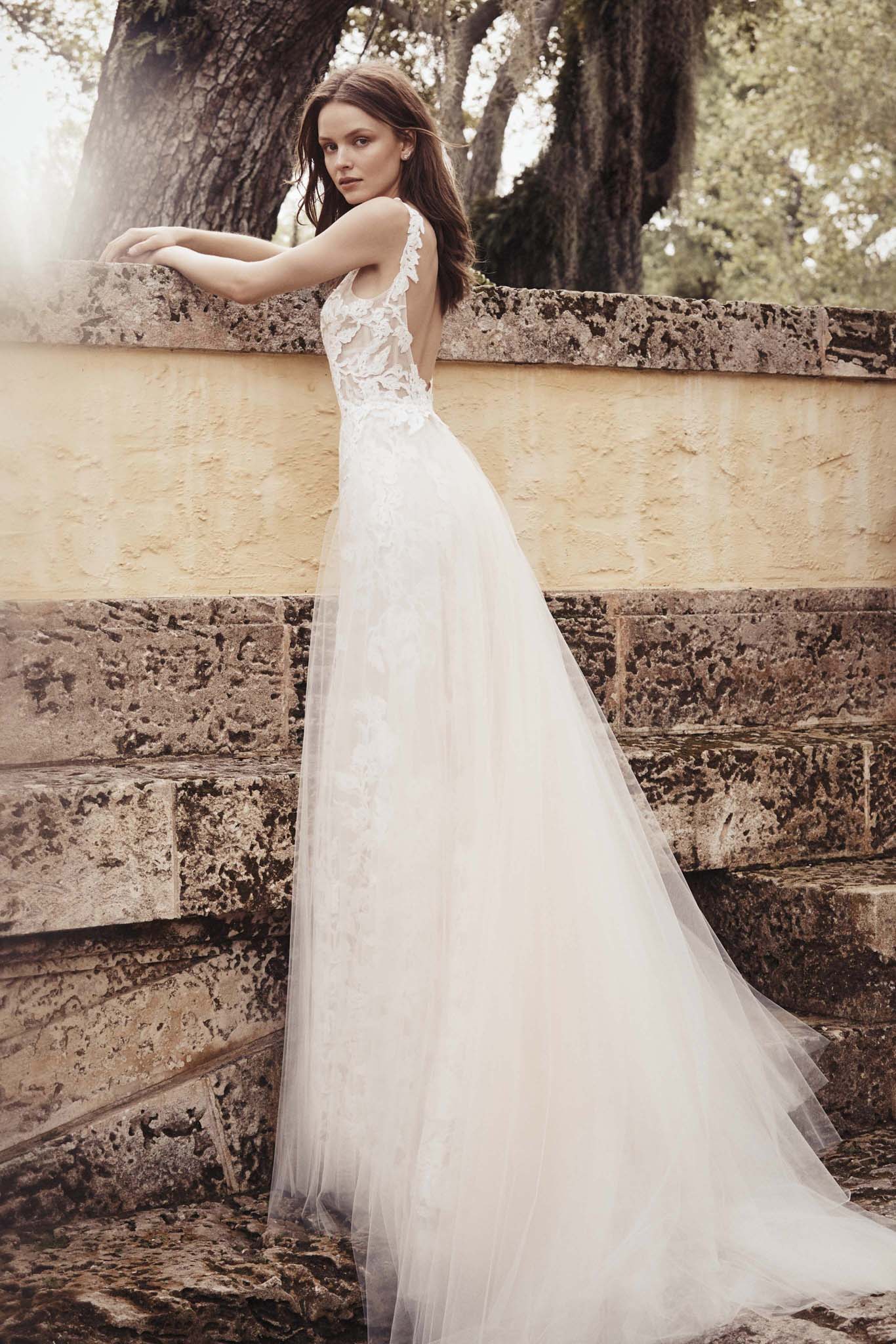 price monique lhuillier wedding gown